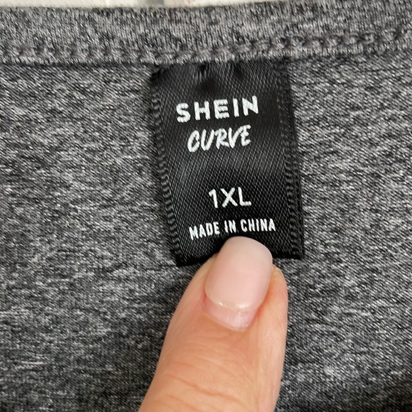 SHEIN Curve 1XL Dark Gray Faux Wrap Dress w/ Short Sleeves and Rouching at Hem - Picture 5 of 7